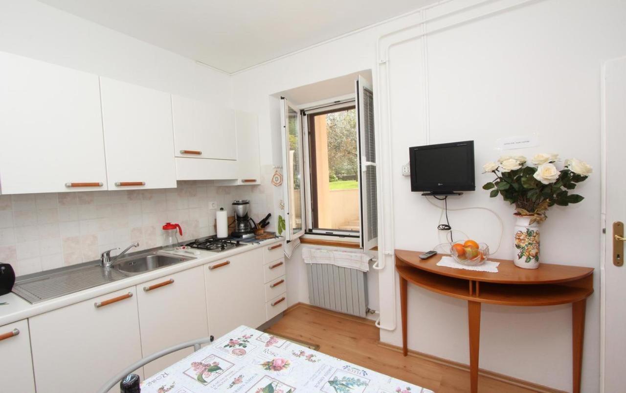 Ondina Apartment Rovinj Exterior photo